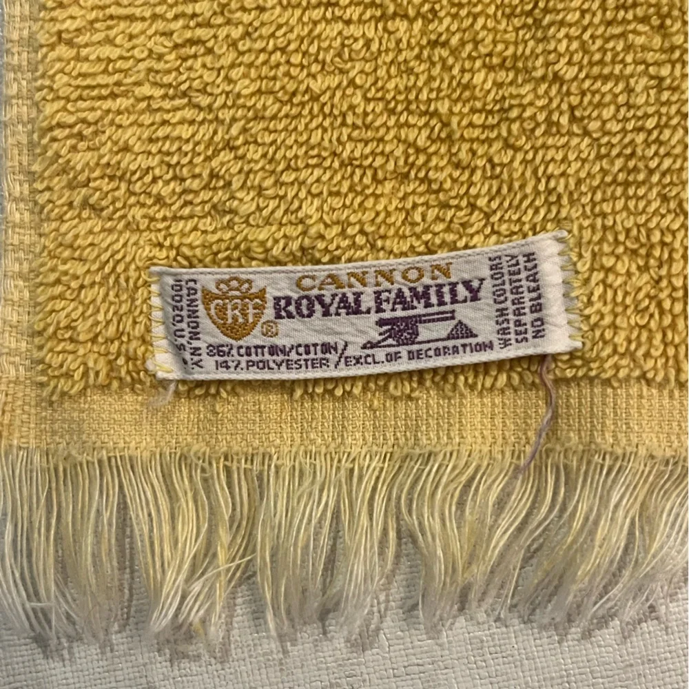 Vintage 60s/ 70s style embroidered yellow hand towel. GUC! Super retro!